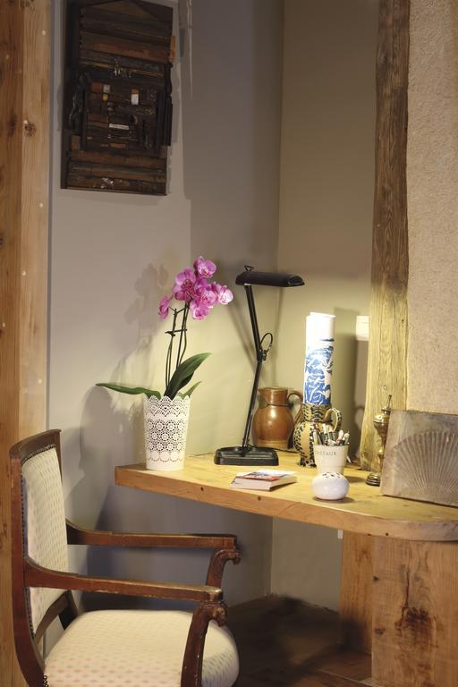 La Casa De Boulbon Bed & Breakfast ห้อง รูปภาพ
